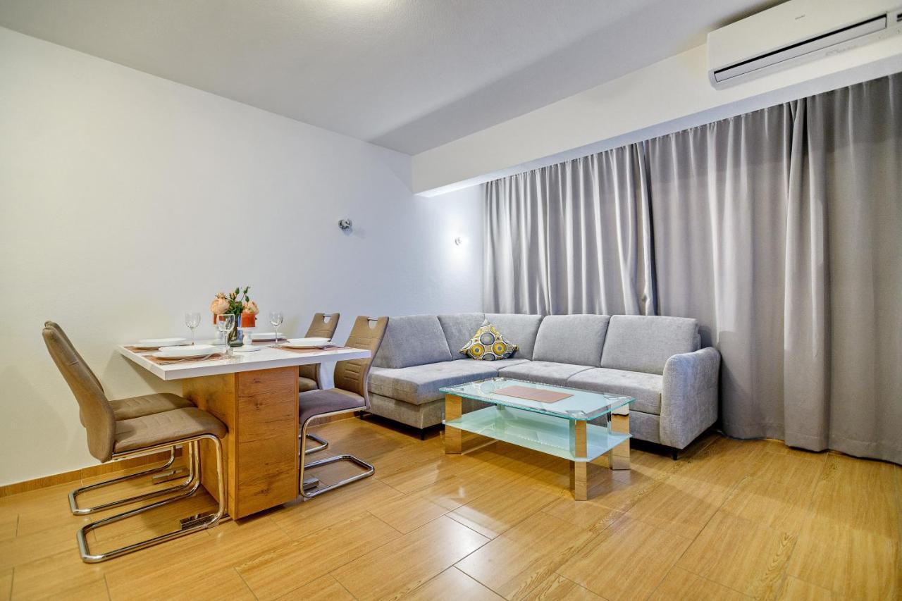 Comfort Apartments In Peaceful Area Zadar - With Garden Екстер'єр фото
