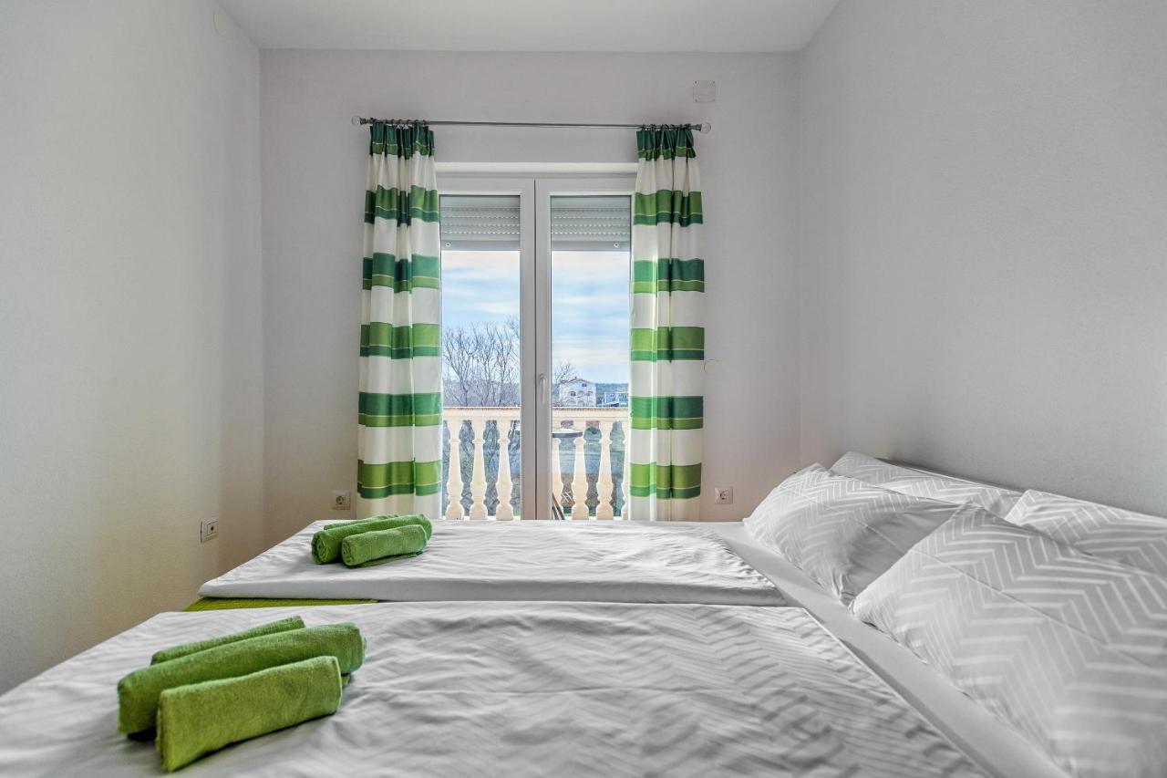 Comfort Apartments In Peaceful Area Zadar - With Garden Екстер'єр фото