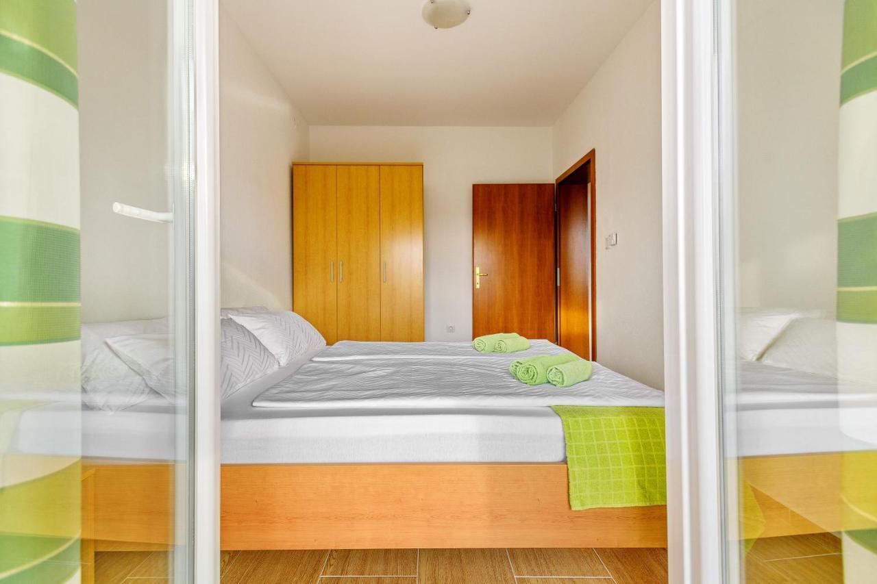 Comfort Apartments In Peaceful Area Zadar - With Garden Екстер'єр фото