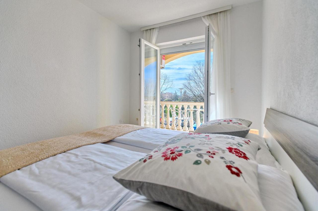 Comfort Apartments In Peaceful Area Zadar - With Garden Екстер'єр фото