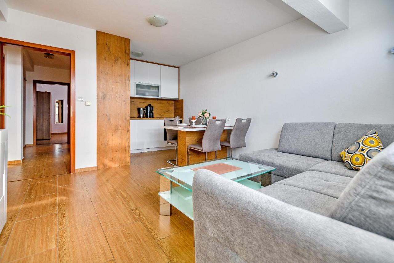 Comfort Apartments In Peaceful Area Zadar - With Garden Екстер'єр фото