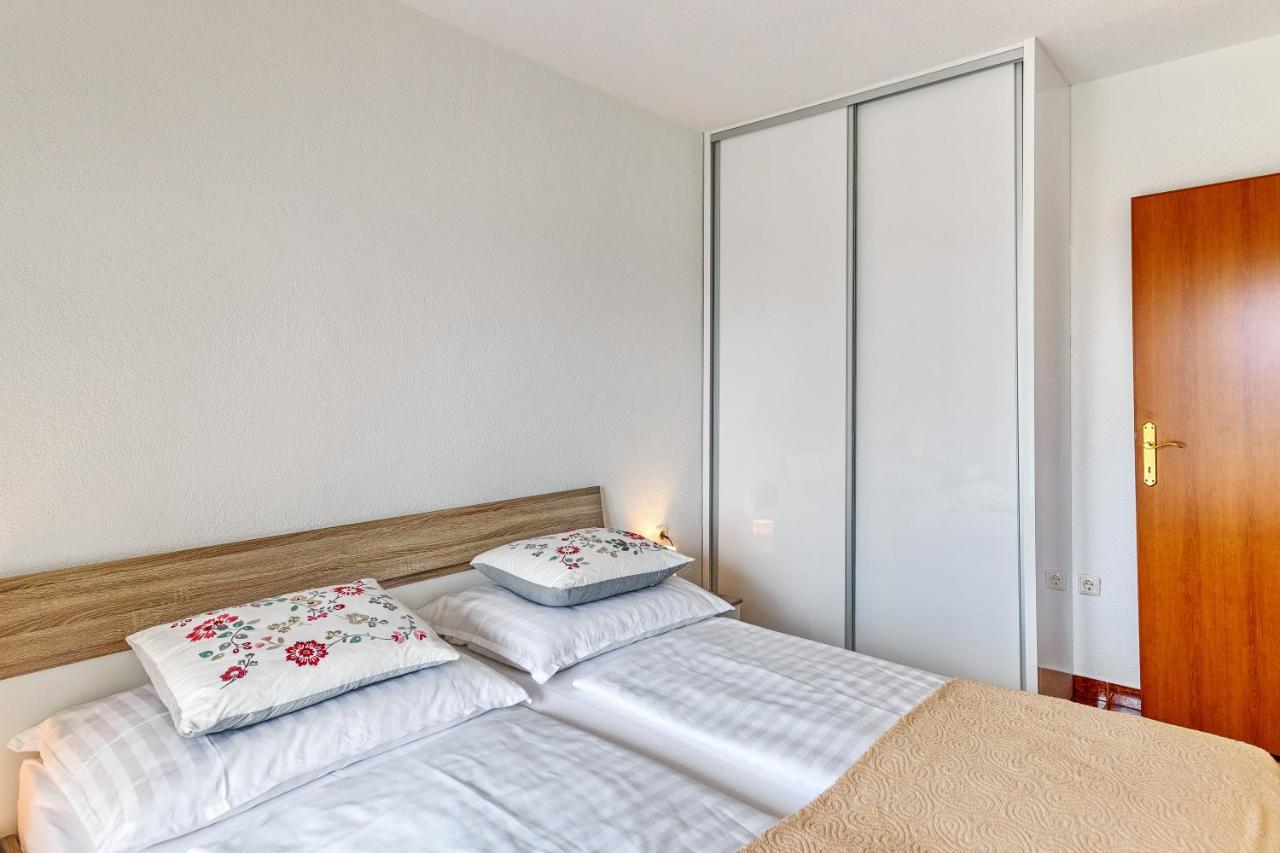 Comfort Apartments In Peaceful Area Zadar - With Garden Екстер'єр фото