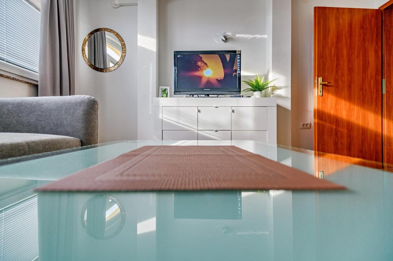 Comfort Apartments In Peaceful Area Zadar - With Garden Екстер'єр фото