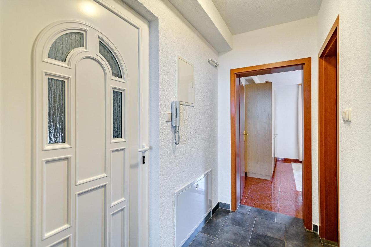 Comfort Apartments In Peaceful Area Zadar - With Garden Екстер'єр фото